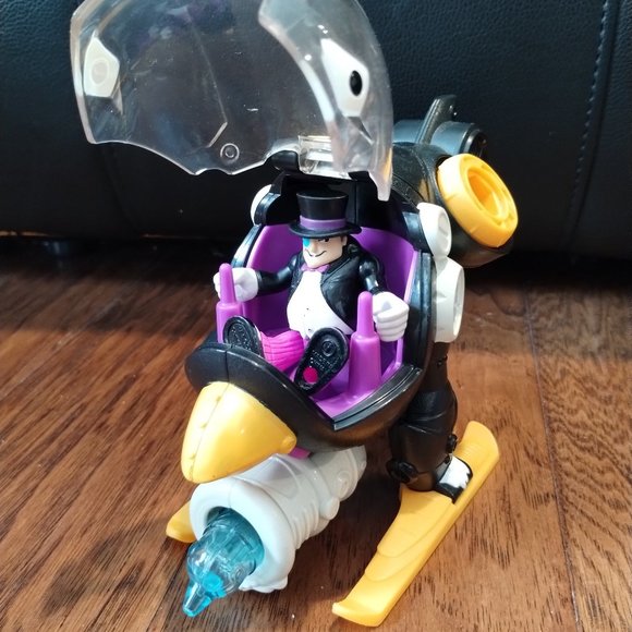 Fisher Price DC Super Friends Imaginext The Penguin Copter Set - Picture 2 of 5